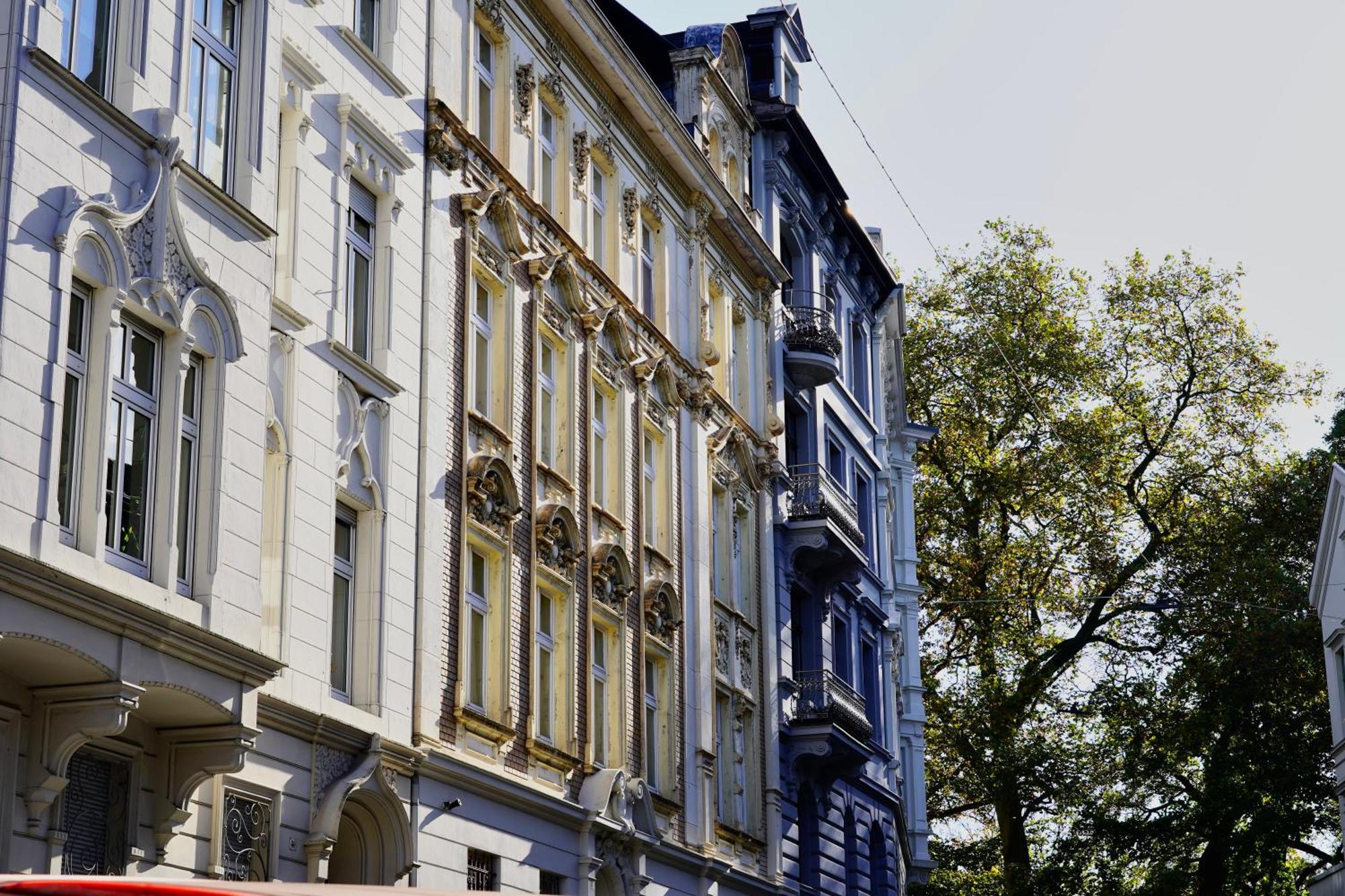 Luxurioeses Altbau Im Szenenviertel Apartment วุปปาทัล ภายนอก รูปภาพ